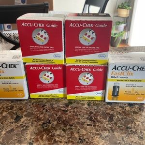 Accu-Chex Guide test strips and FastClix